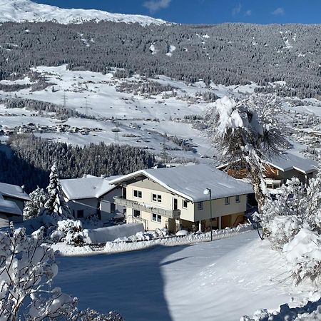 Ferienwohnung Stuibenfall Єрценс Екстер'єр фото